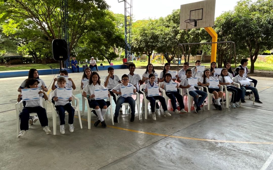 Reconocimiento a estudiantes gimnasianos en el Año Escolar 2022-2023.